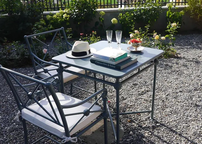 Chateau De Marnand Appartement *