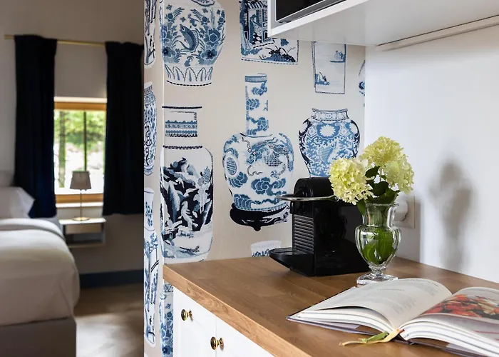 Апартаменты Chateau De Marnand *