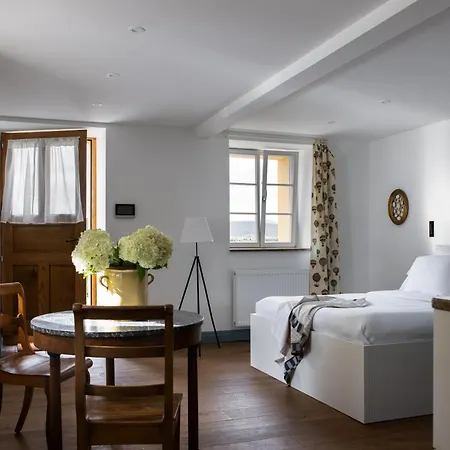 Appartement Chateau De Marnand