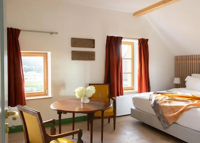 Chateau De Marnand * Granges-pres-Marnand